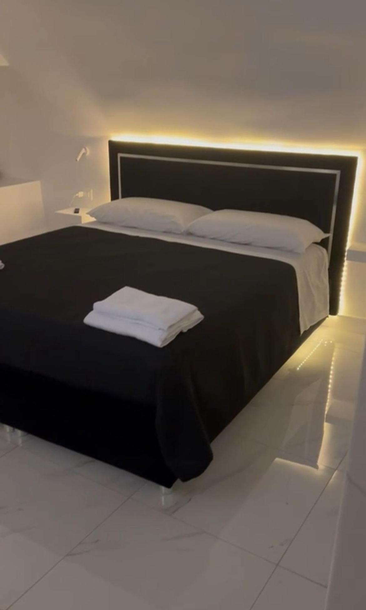 Suite Luxury Toto Naples Extérieur photo